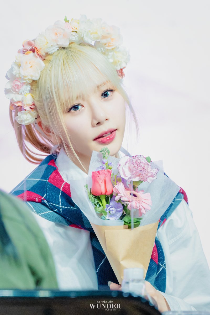 Wunder0113's tweet photo. 220417 #드림캐쳐 팬사인회 #지유 @메이크드림홀
#Dreamcatcher #Jiu #ジユ 

HQ
https://t.co/ucneykWbFY
https://t.co/iYNB1GlVqm
https://t.co/fDysxiroGP
https://t.co/DS9WDvCEnw https://t.co/Nw6V1IaSC9