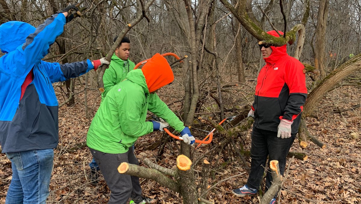 VoyagersChicago's tweet photo. Learning outdoor wilderness skills isn't just about the hard skills young people walk away with. They also get to build confidence, problem solving, and teamwork. They see that not knowing how to do something yet isn't a roadblock but an opportunity. https://t.co/rmycustMzh