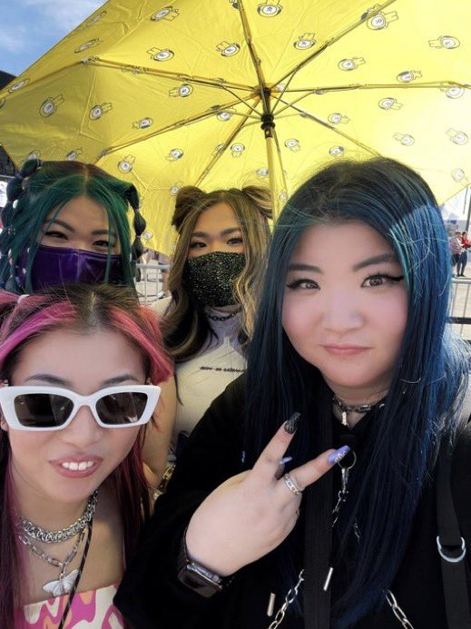 im_samokay's tweet photo. Guys ty so much for 183 likes on this post I made I hope we can get that many likes on my other tweets I make <3 https://t.co/KL8qkX8wwx