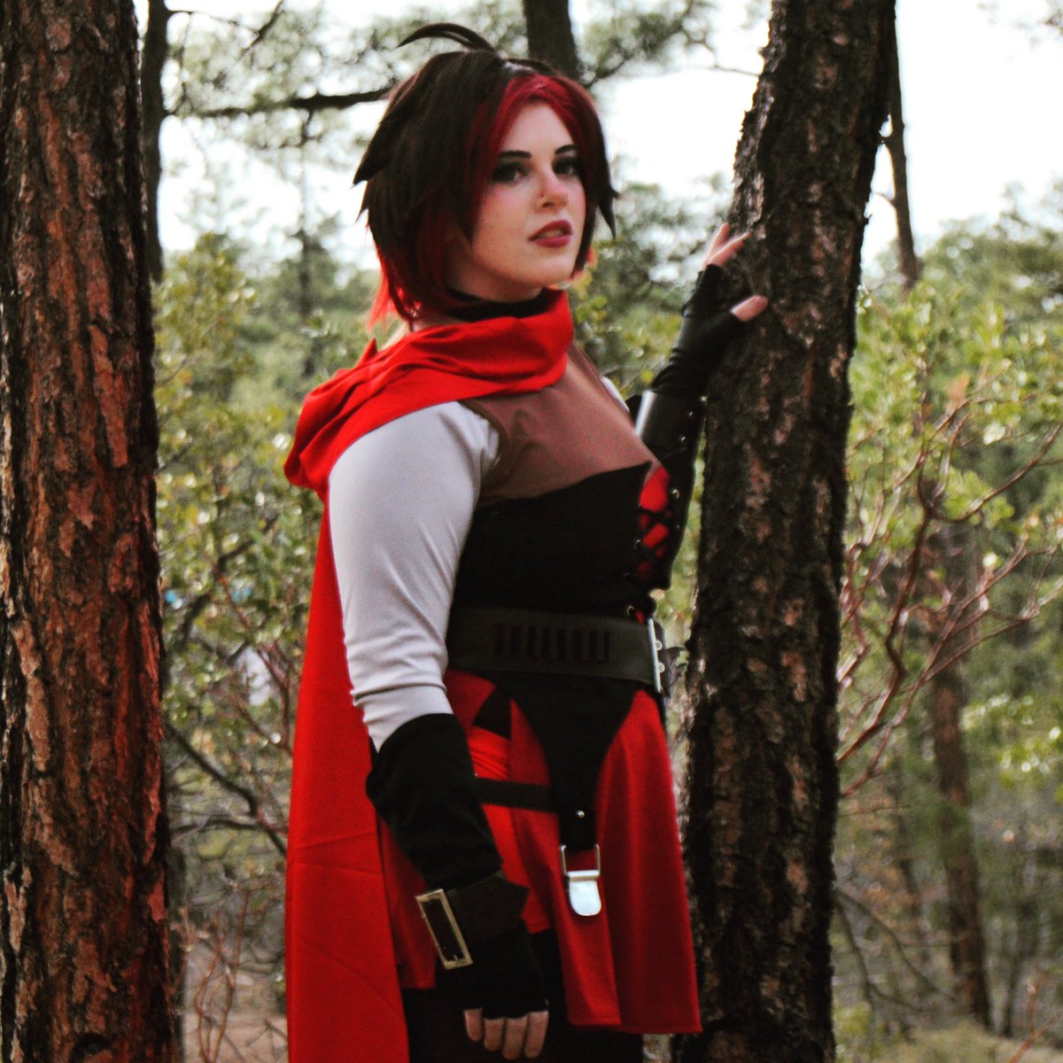 GravityCosplays's tweet photo. “My name is Ruby Rose. I’m a Huntress.”

Cosplay: Miccostumes
Wig: Amazon, styled by me
📸: @ChiTheBun 

#rwby #rwbycosplay #teamrwby #rubyrose #rubyrosecosplay #rwbyvolume7 #rwbyvolume8 https://t.co/xxZmaytCGa