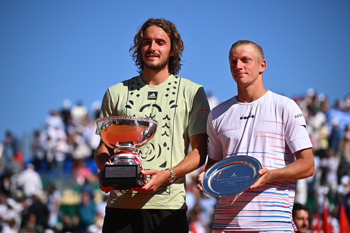 alexdavidovich1's tweet photo. Que día mas increíble! Quiero agradecer a todos el apoyo que he recibido, muy orgulloso de mi mismo y de mi equipo. Felicitaciones Tsitsipas muy merecido! 👊🏻
What an incredible day! Thanks everyone for the support, I’m proud of myself and of my team! Congrats @steftsitsipas https://t.co/K9uWAjqgVz