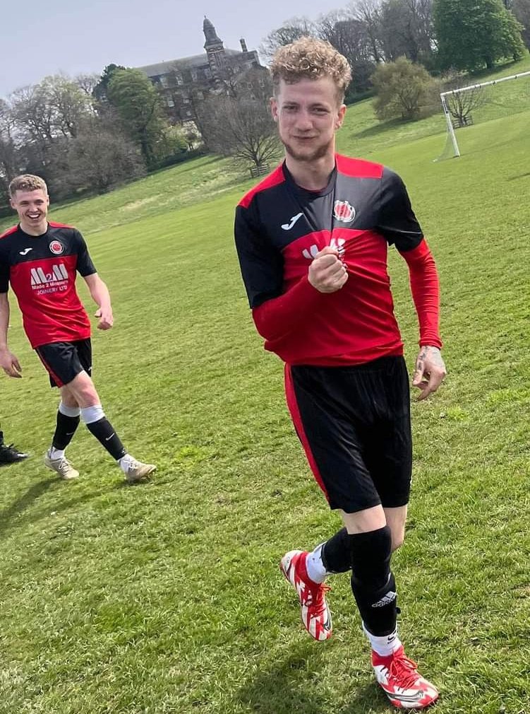 Moorview Rangers FC (@fcmoorview) on Twitter photo Moorview 2 - 1 Woodman
⚽ <a href="/SpencerPetting2/">Spencer Pettinger</a>
⚽ <a href="/WrightBlake11/">Blake Wright</a>
Great win in quarter finals of cup with bare 11. All grafted big time today.
Good luck to Woodman in their big semi final 👍
#UpTheView ⛳ Moorview 2 - 1 Woodman
⚽ <a href="/SpencerPetting2/">Spencer Pettinger</a>
⚽ <a href="/WrightBlake11/">Blake Wright</a>
Great win in quarter finals of cup with bare 11. All grafted big time today.
Good luck to Woodman in their big semi final 👍
#UpTheView ⛳
