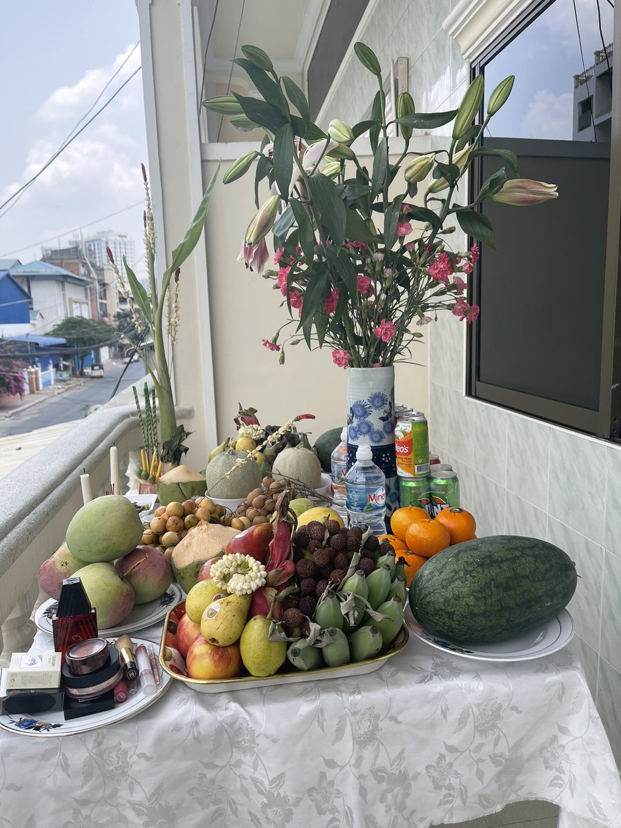 PHENGHeng2's tweet photo. Happy Khmer New Year https://t.co/UgQe0jPmrK
