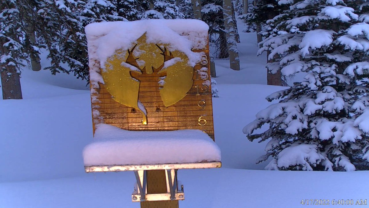 skideervalley's tweet photo. Nice view of the snow stake on closing day! https://t.co/CfoKBrsJsj