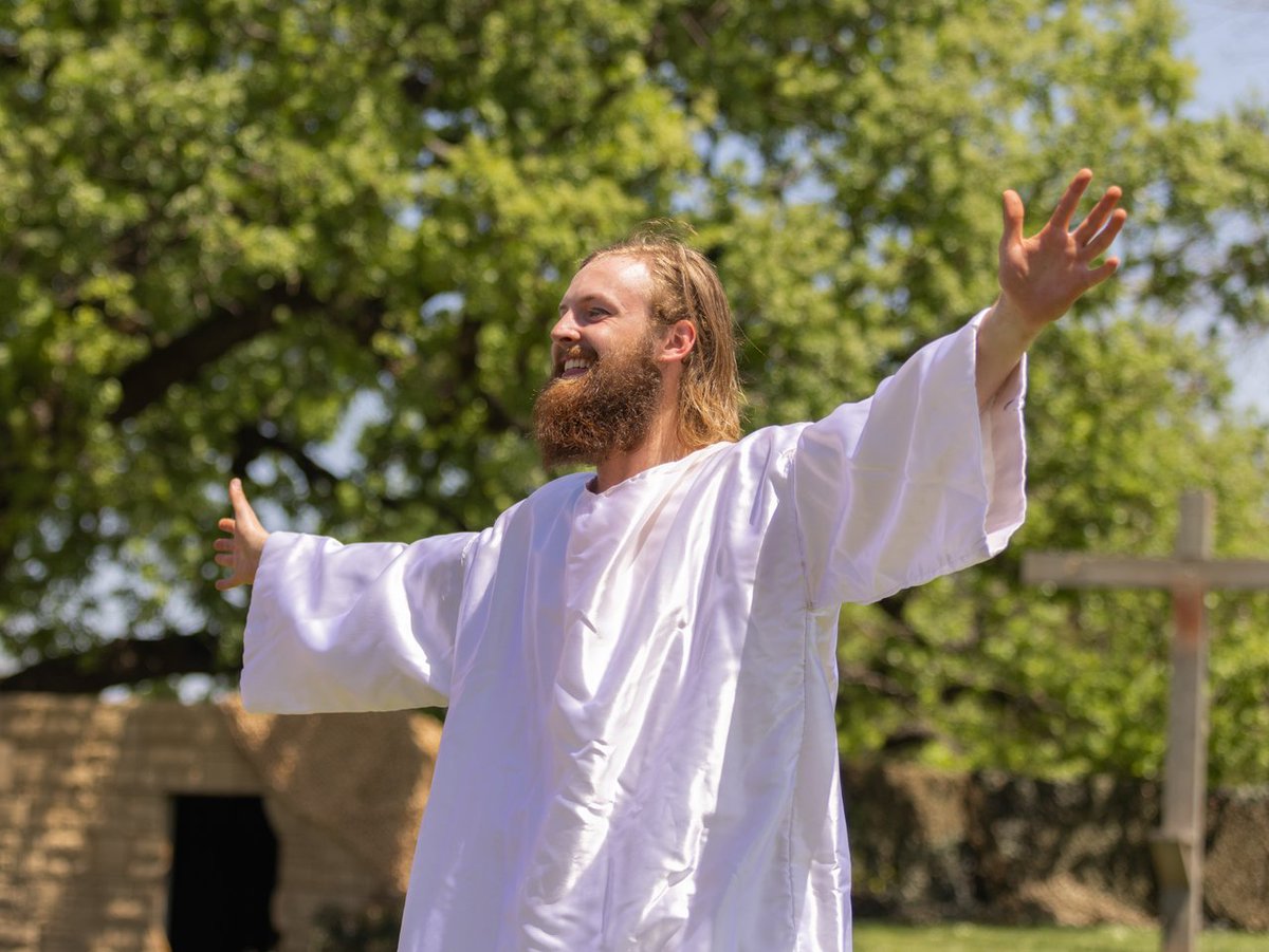 UMHB's tweet photo. He is risen! #UMHB https://t.co/i0I4a3lGjR
