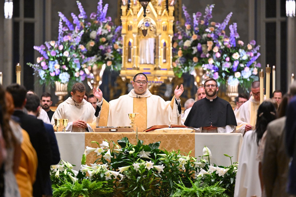 #FourFaves from the first publicly attended Easter Vigil Mass at @NDBasilica since 2019: