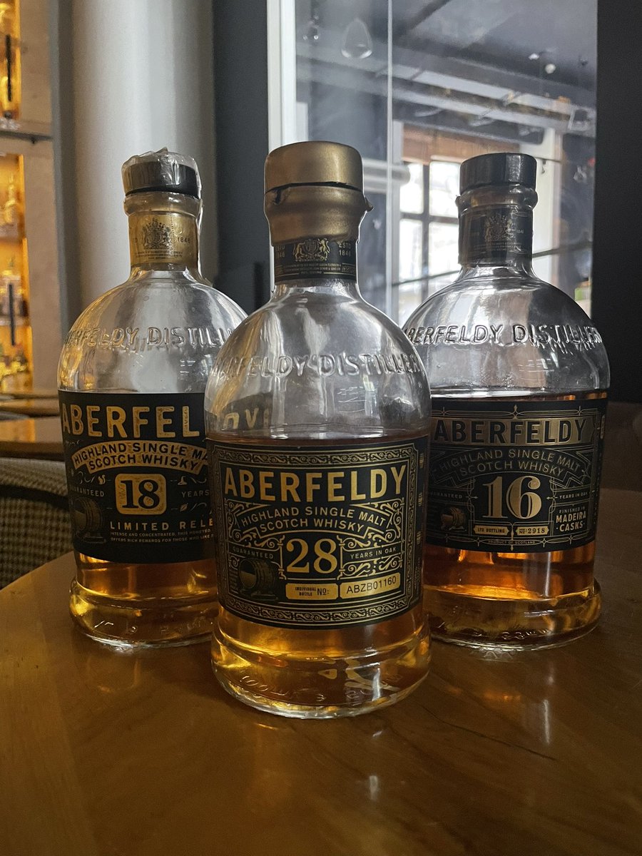 DomWhiskyJG's tweet image. Happy Whisky Easter! (3x20ml):

#JastrzębiaGóra zestaw #ElementsofIslay PI6, PI5 i Oc5 w cenie 175 zł.

#Sopot zestaw #Edradour Ballechin Bourbon Cask, SFTC 13yo i 14yo w cenie 115 zł.

#Wrocław zestaw #Aberfeldy 16yo, 18yo, 28yo w cenie 140 zł.

#Warszawa #GlenGarioch / 145 zł.