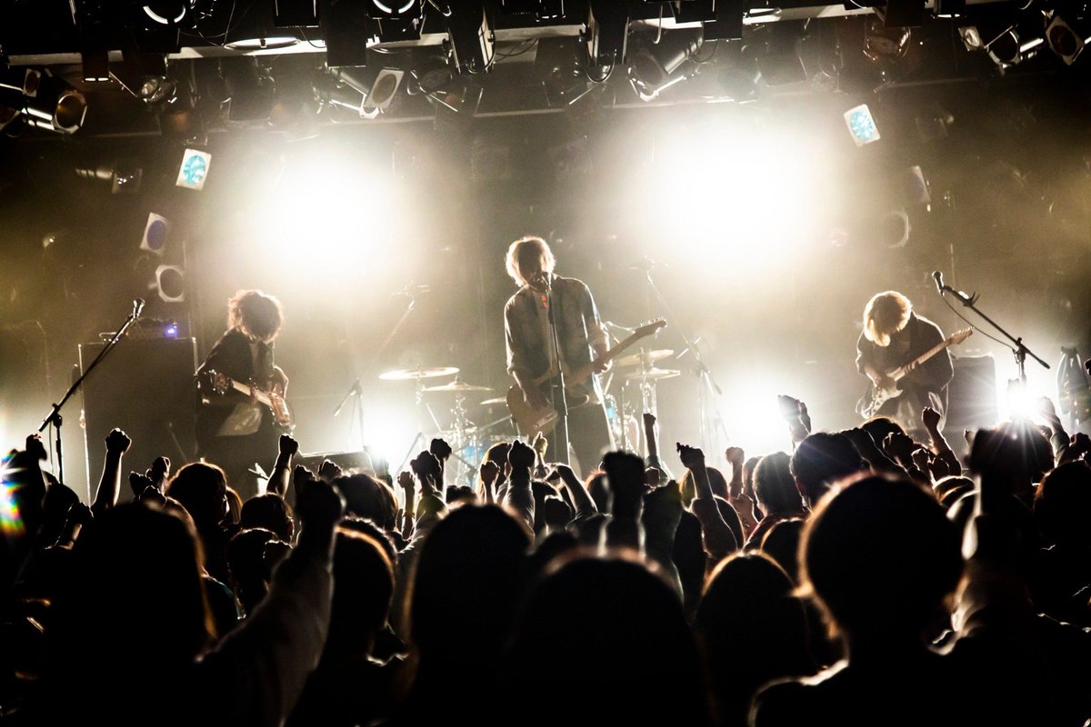 Half_time_Old's tweet photo. 2022.4.17(日)名古屋CLUB QUATTRO

🔥Half time Old presents🔥
"#戦ってるんだ"ツーマンツアー

ツアー名古屋編🎸

#戦ツアー 4本目は
reGretGirlと👊
そして来週の東京編にも👊

地元名古屋はやはり最高🔥🔥
ありがとうございました🙌🙌

photo @yusuke_mphoto 

#HalftimeOld
#reGretGirl https://t.co/kNYiyM7KZo