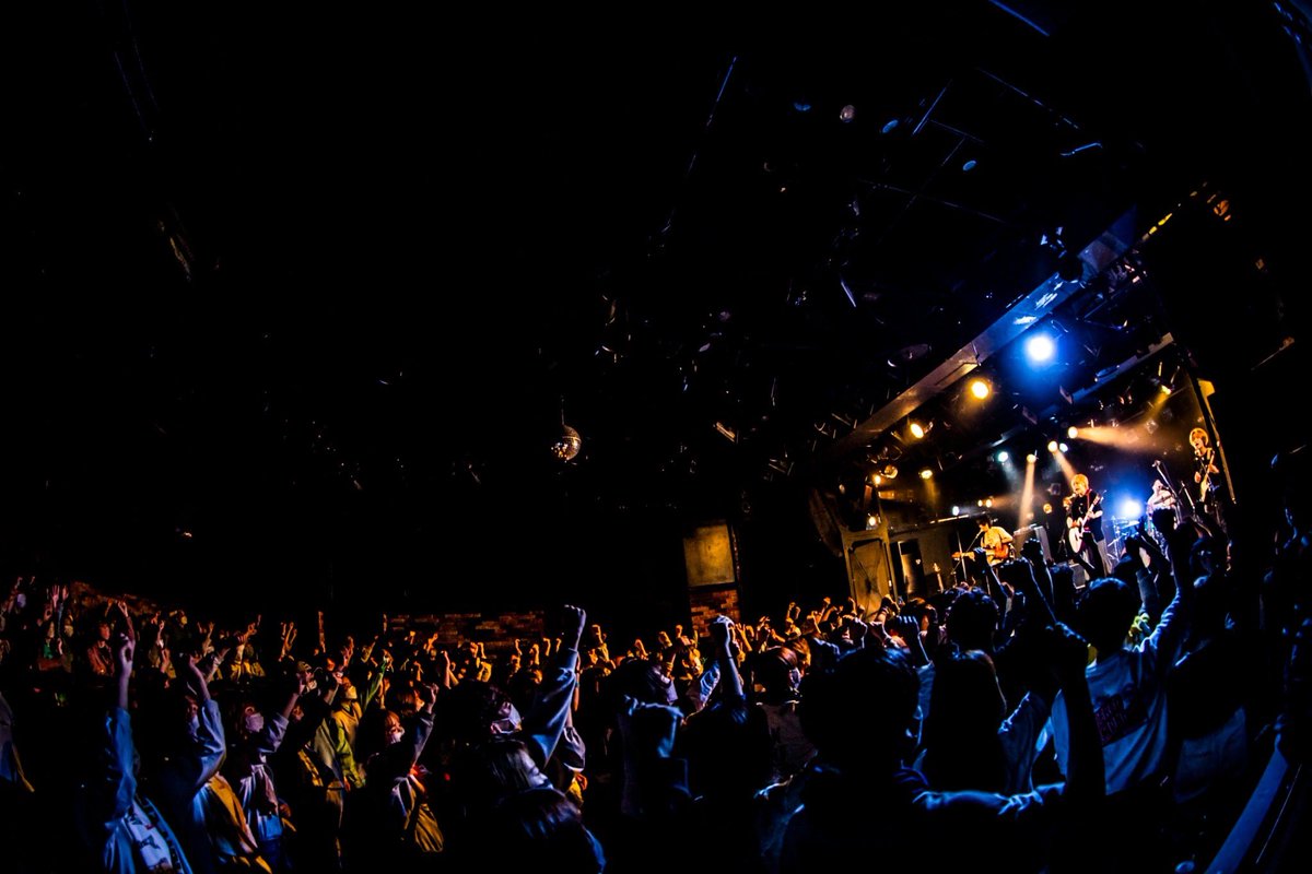 Half_time_Old's tweet photo. 2022.4.17(日)名古屋CLUB QUATTRO

🔥Half time Old presents🔥
"#戦ってるんだ"ツーマンツアー

ツアー名古屋編🎸

#戦ツアー 4本目は
reGretGirlと👊
そして来週の東京編にも👊

地元名古屋はやはり最高🔥🔥
ありがとうございました🙌🙌

photo @yusuke_mphoto 

#HalftimeOld
#reGretGirl https://t.co/kNYiyM7KZo