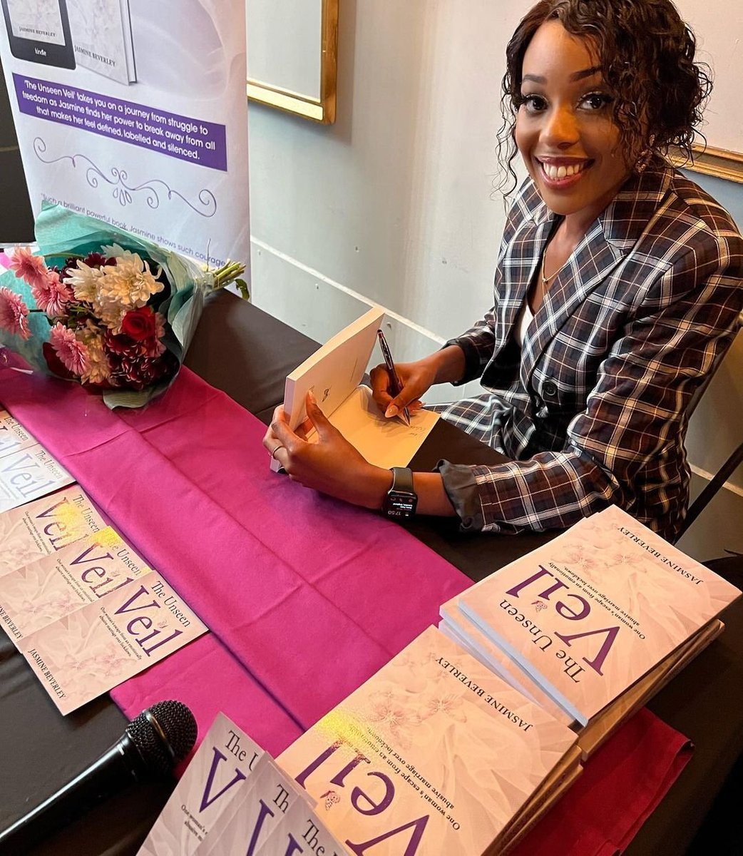 DreamsConscious's tweet image. We are so proud of Jasmine Beverley whose book, &apos;The Unseen Veil&apos; launched yesterday. Her book is a powerful testimony that there&apos;s life after emotional abuse. Go Jasmine #BookTwitter #booklaunch #emotionalabuse