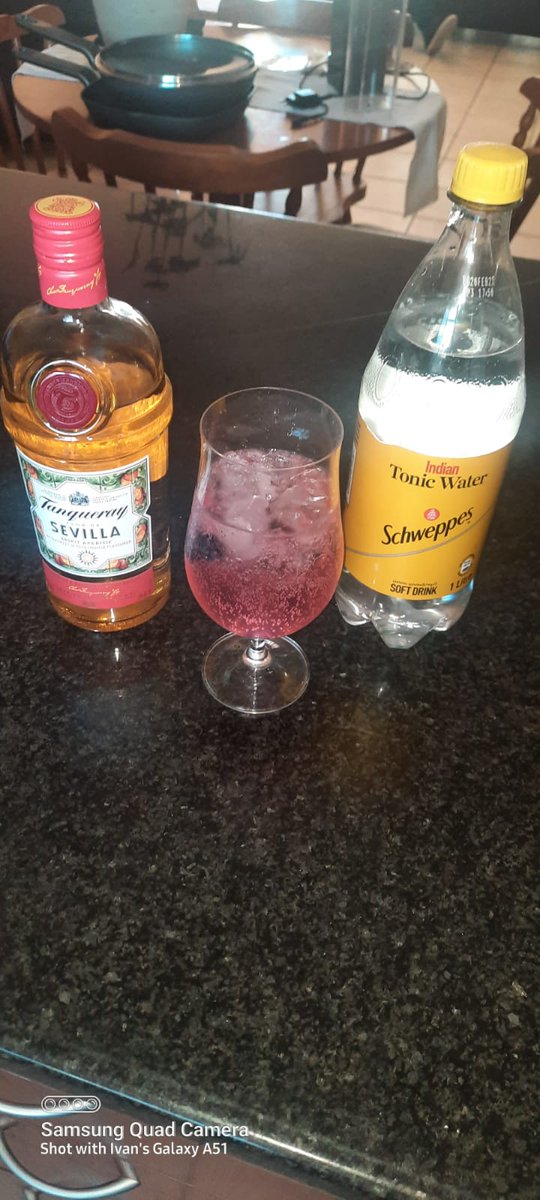 Danivan1976's tweet photo. Sunday Chillas🍹 #tanquery https://t.co/IMFiLcnhTW