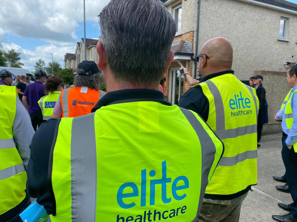EliteHealthcare's tweet photo. Great to be involved with @DIYSOSIRELAND helping the Parson family in Longwood. We will all be watching on #RTE this Easter Sunday eve #diysosireland #diysosirl https://t.co/KJ8WYlhzyv
