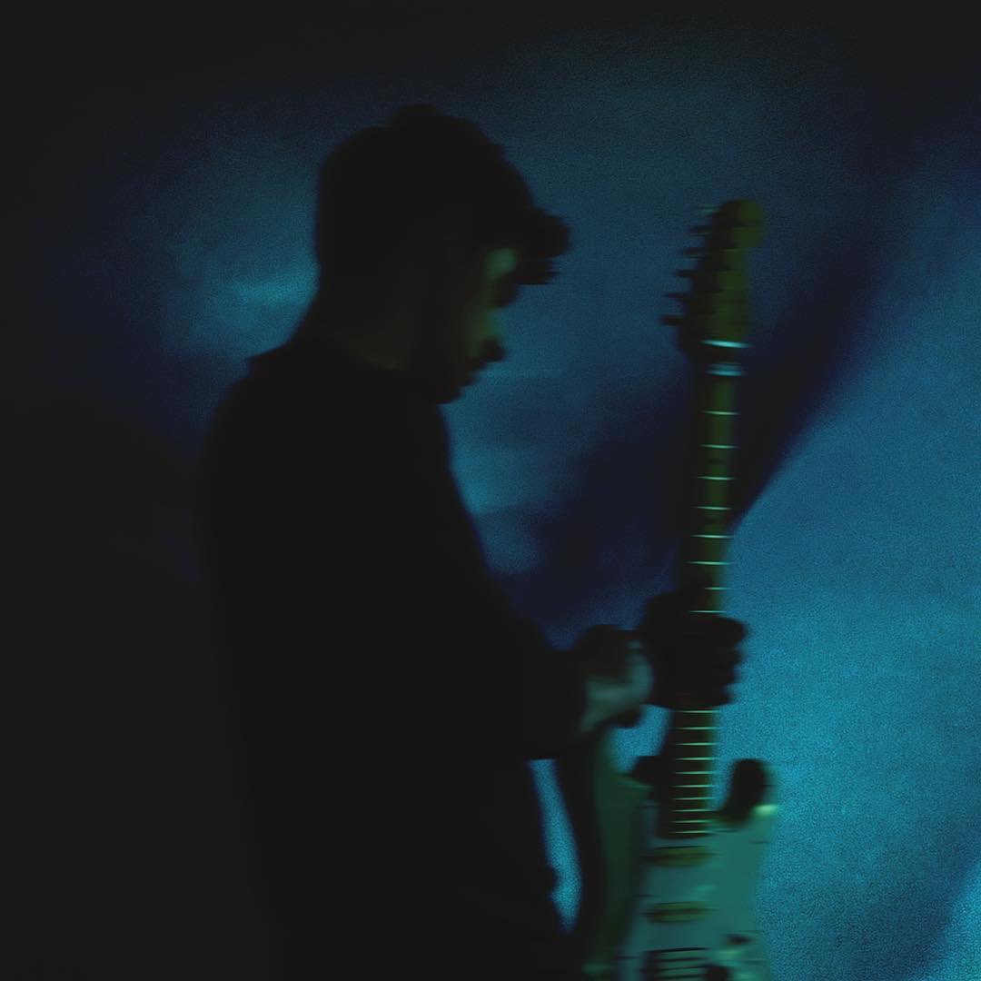 smthrowbacks's tweet photo. There's Nothing #HoldinMeBack
@ShawnMendes via Instagram 5 years ago today! https://t.co/hnAZ4FpFvv