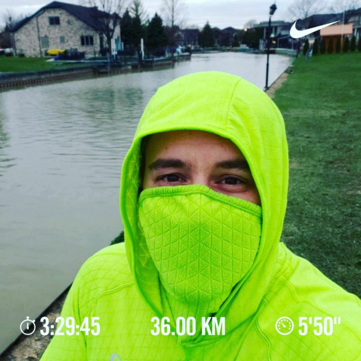 dpdanelon's tweet photo. I saw a whole bunch of the Easter Bunny's friends and I had the unexplainable desire to shout #getoverhere! #happyeaster🐰#scorpion - Ran 36 km with #NRC https://t.co/4V7sRF84Yt