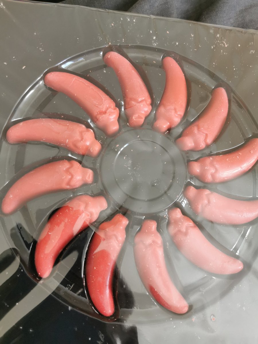 DJAJIPSWICH's tweet photo. Got these for tonight's stream Every 5 subs we try 1 . Im not 100 percent sure what they are.Which is actually more scary 🙈🔥 https://t.co/QdCtg1K7hT to watch us burn later
#twitchchillichallenge #chilichallenge #chillichallange #chillichocolate #TwitchStreamer #smallstreamer https://t.co/enkY2SPVm3