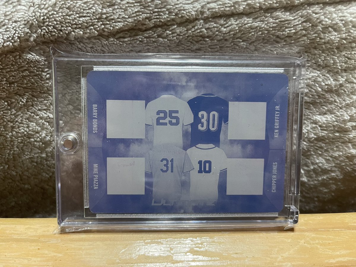 Piazzaboy31's tweet photo. Day 48
100 days of 1/1s All Mike Piazza. Always looking to buy more 1/1s. #1of1 #MikePiazza #Thekid #griffey #kengriffeyjr #barrybonds #chipper #hrchamp #baseballcards #printingplate @Leaf_Cards https://t.co/JA0cjRR2ve