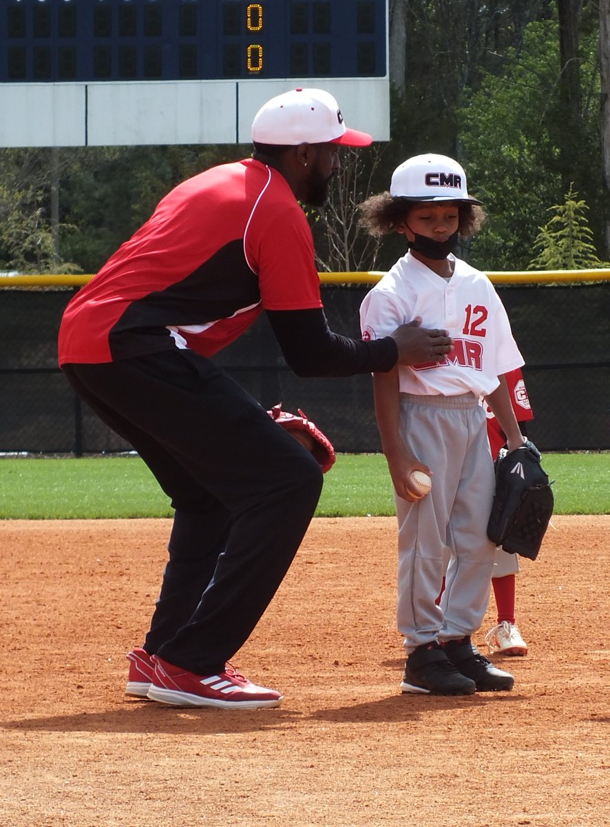 carolinasmetroreds tweet media