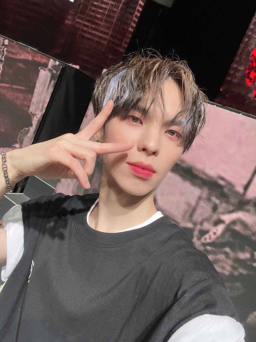 이 아기 눈동자에별이박힌듯..