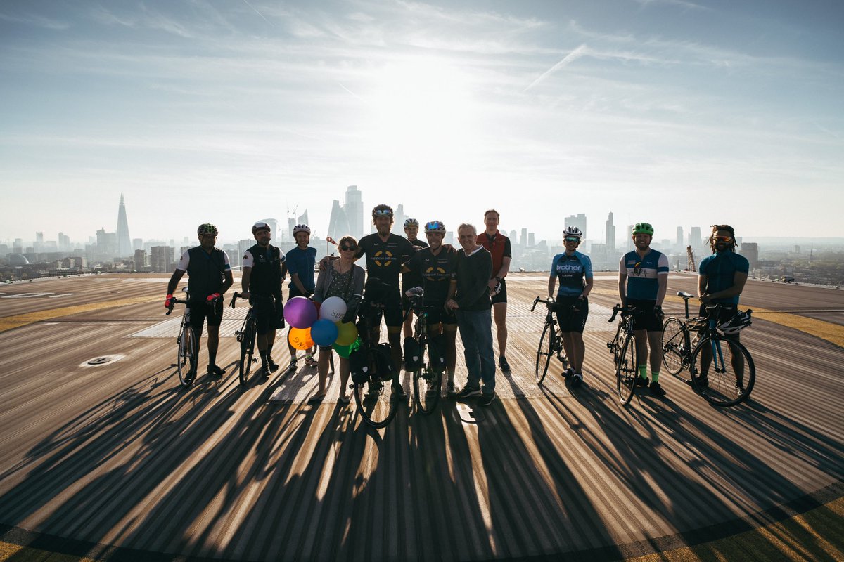 dr_dferguson's tweet photo. Week 29, 29000km done and new world record set. 

Most grateful to be blessed with safety for the entire ride and for the magnificent support of family, friends and colleagues. 

A few other very big thank yous to those who made this possible👇
#orthotwitter #medtwitter #cycling https://t.co/VybebV0M8B