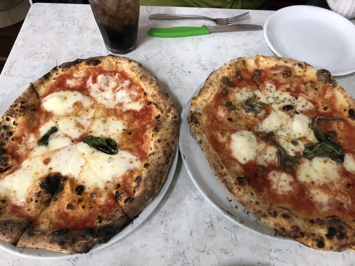 miyamusa1584's tweet image. 満月の日に🌕
吉本新喜劇の小藪千豊が激推しする世界一のピッツェリアに🍕
最高やった🔥💃🕺🏻🔥

#小藪千豊 #釜に一礼 #コヤーブ