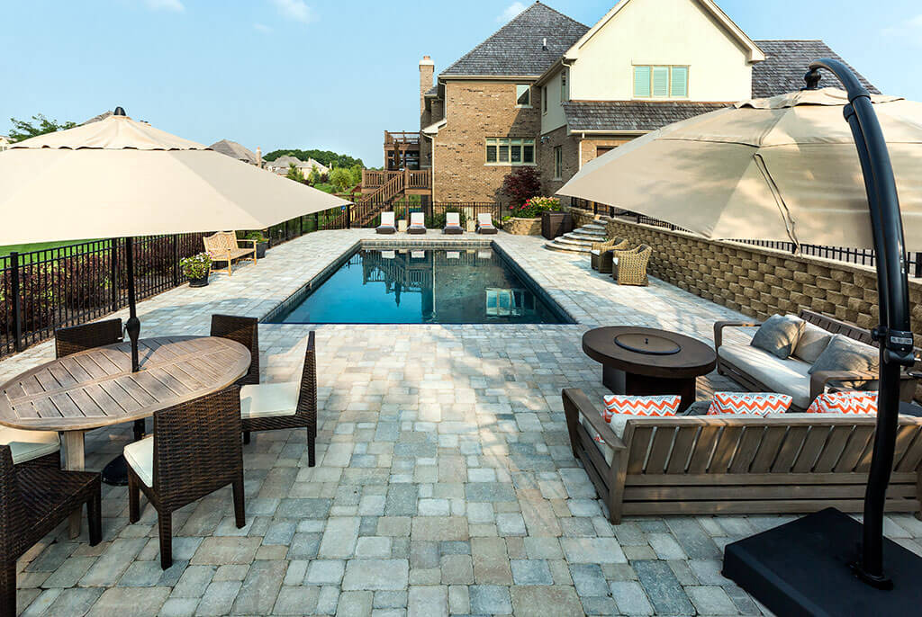 SunsetPools_Spa's tweet photo. Make this year's #Easter celebration your most memorable one yet by bringing the celebration outdoors! ☀️ 🌷 

📷 Wood Ridge completed by Sunset Pools &amp; Spa https://t.co/FHjldxvkcL