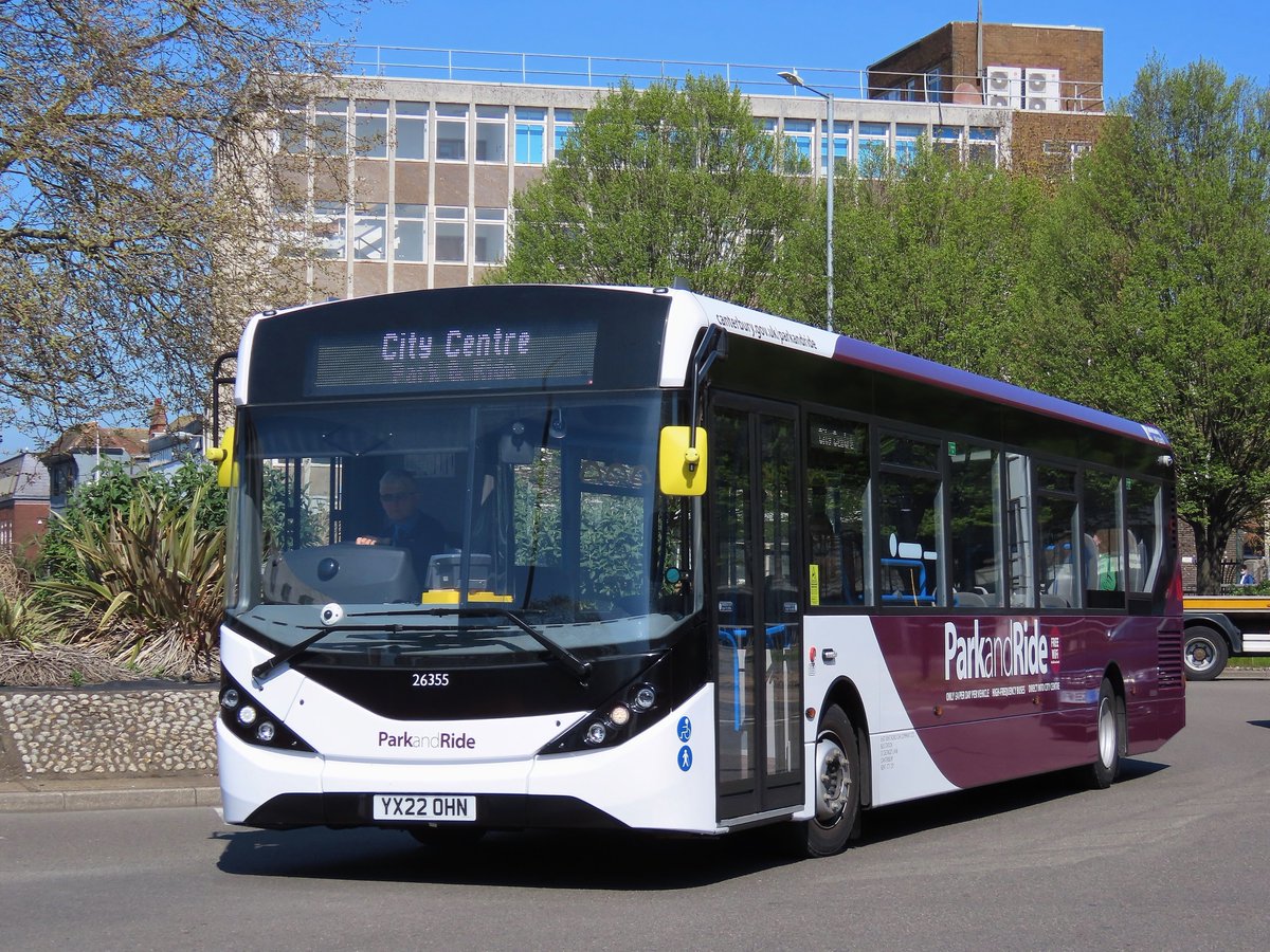 SouthernTransp3's tweet photo. Yesterday I ventured over to Canterbury (from Hastings, by bus) to catch @StagecoachSE's brand new @ADLbus E200MMC's acquired for the Canterbury Park &amp; Ride. The 3 branded buses, 26354 YX22OHL, 26355 YX22OHN and 26356 YX22OHO were snapped around the city centre. https://t.co/CwWE15ihJt