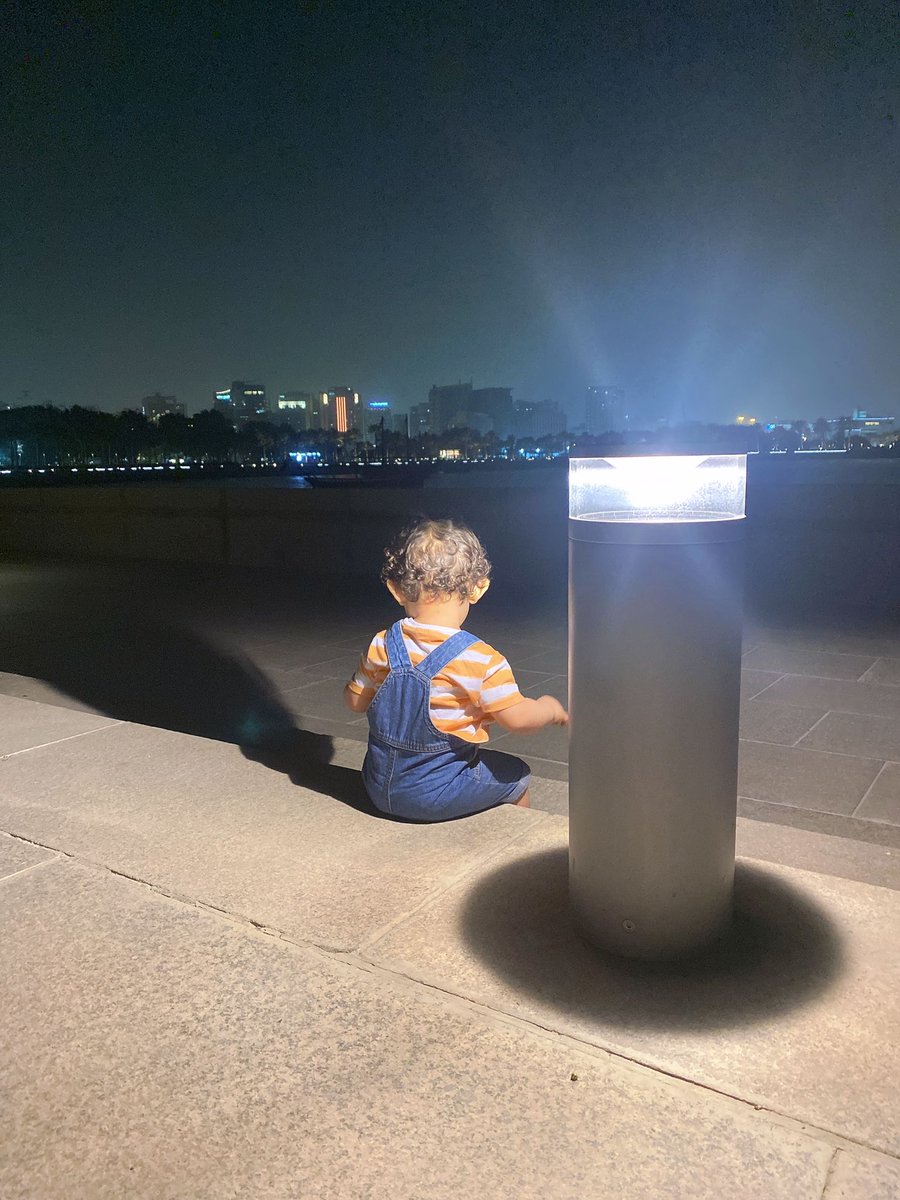 نصفُ رمضانَ ذَهَب؛ لكن الباقي ذَهَب

📌أدعوك بكلّ قلبي، ألّا تترك قلبي يركض وراء ما ليس له، وألّا تعلقه بأملٍ واهٍ، وألّا تدعه يضل الطريق أو يفقد الرفيق، وأن تضمه يا الله تحت جناح رحمتك، وترعاه بلطفك، وتملأه برضاك☝️

اللهم آمين يارب ☝️