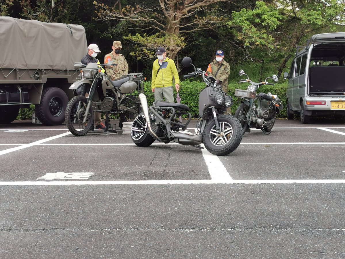 Ryuta18897403's tweet photo. 今日は楽しかった!
カスタム賞も貰え
市長もサプライズ登場!
見たことないカスタムや
かっこいいカスタム
いいお店に美味しい食べ物
そして何よりバイクを見て
幸せそうな皆!
最高の一日になった!
#CubDay行ってきた
#CubDay
#CubDayまたやろう https://t.co/FTxlJ0UoWW