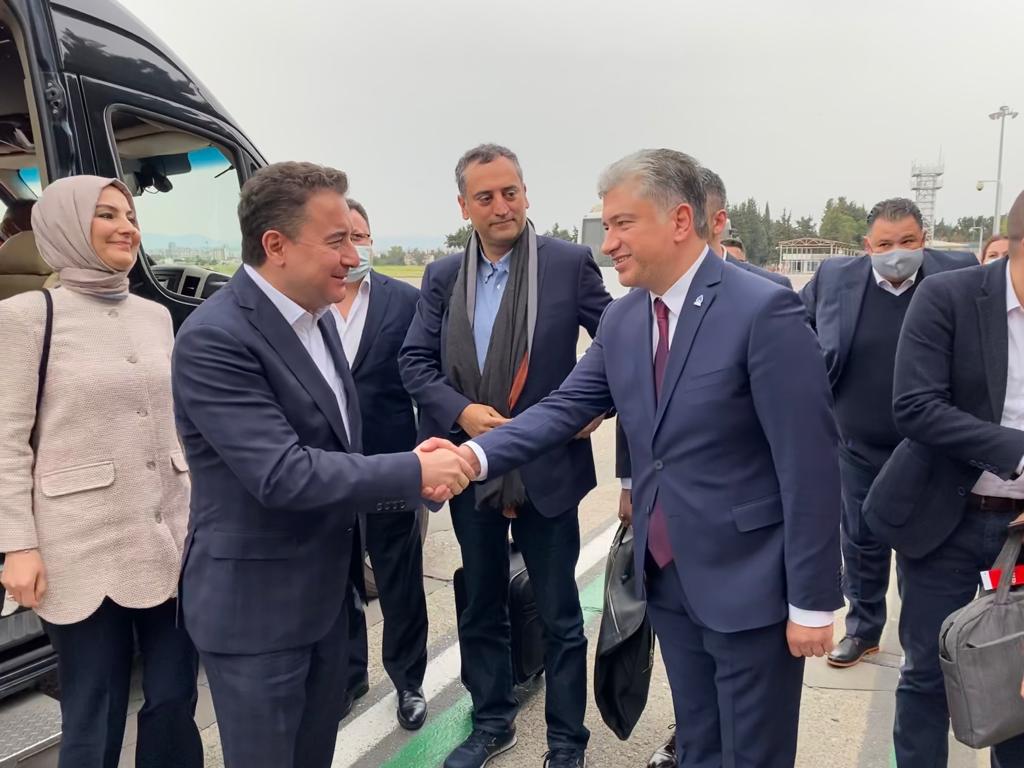 Ceyhan iftar programımıza katılmak için Adana'ya gelen Genel Başkanımız Sn. Ali Babacan'ı havaalanında karşıladık.