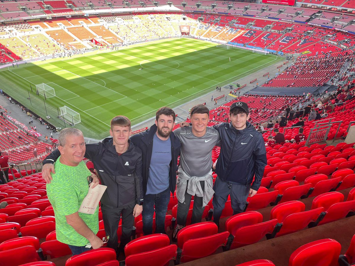 Jackcarrutherss's tweet photo. Up the reds🔴 https://t.co/FcFFupBlZE