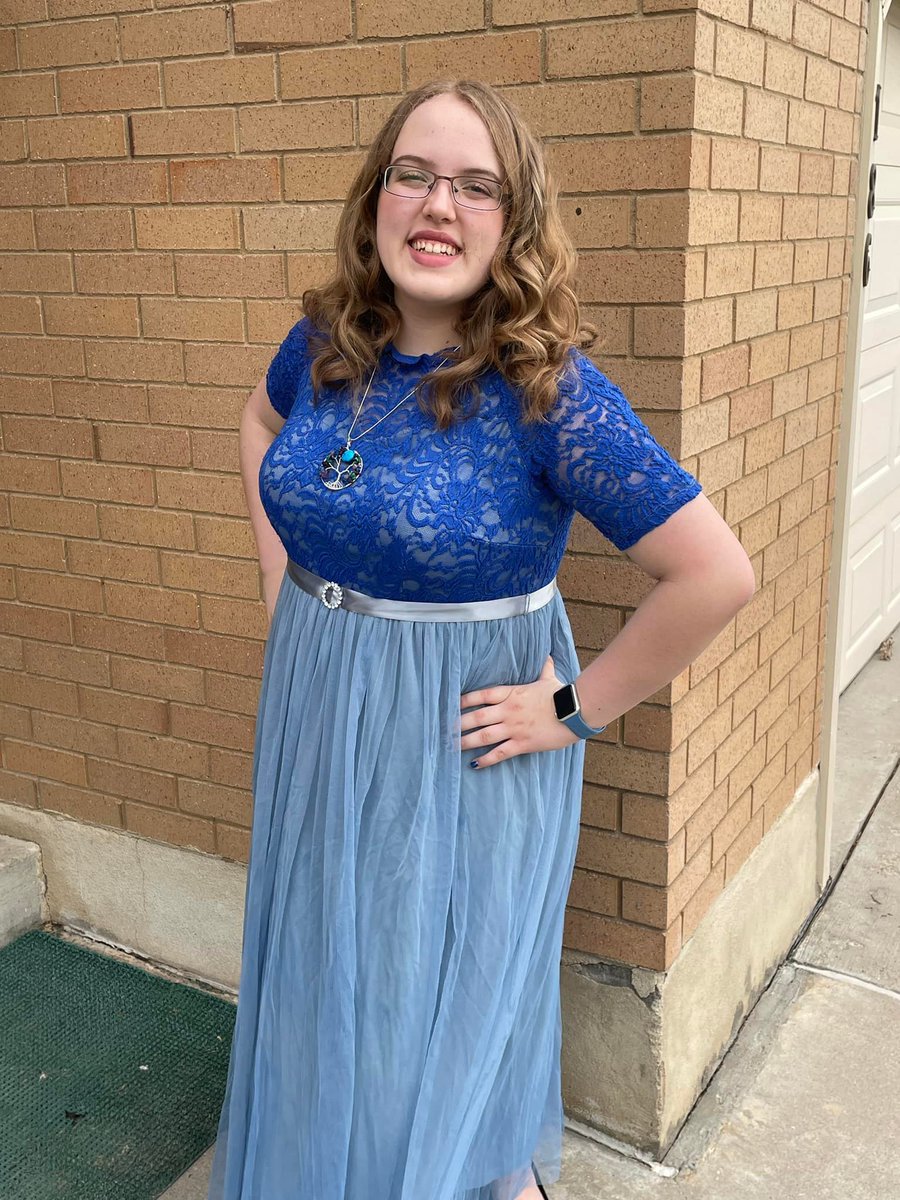 hclarkwrites's tweet photo. My sweet baby had a very twisted prom night experience. By the end of the night, an ER visit and puking her guts out by the side of the road were involved. #noalcohol #promnight #everyoneisokay https://t.co/WkYNFih6Mc