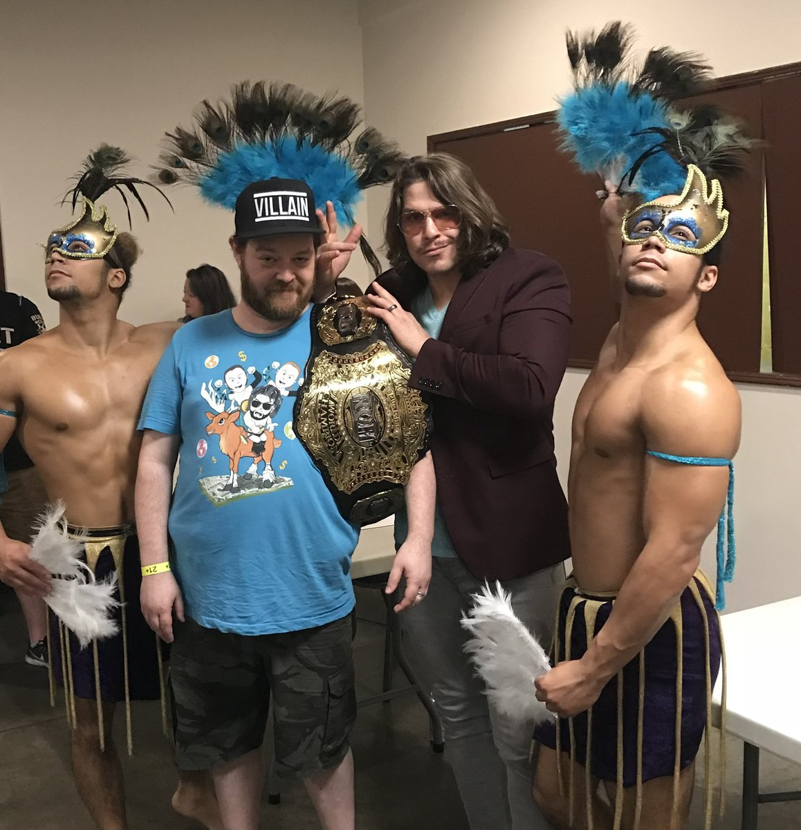 MarkyKFabe's tweet photo. The first wrestlers I ever had the pleasure to meet! Great seeing all the love being given to @theDALTONcastle and #TheBoys @TateTwinBrandon @TateTwinBrent following #BOTB2 @AEW @AEWonTV https://t.co/yZcg2J9sqn