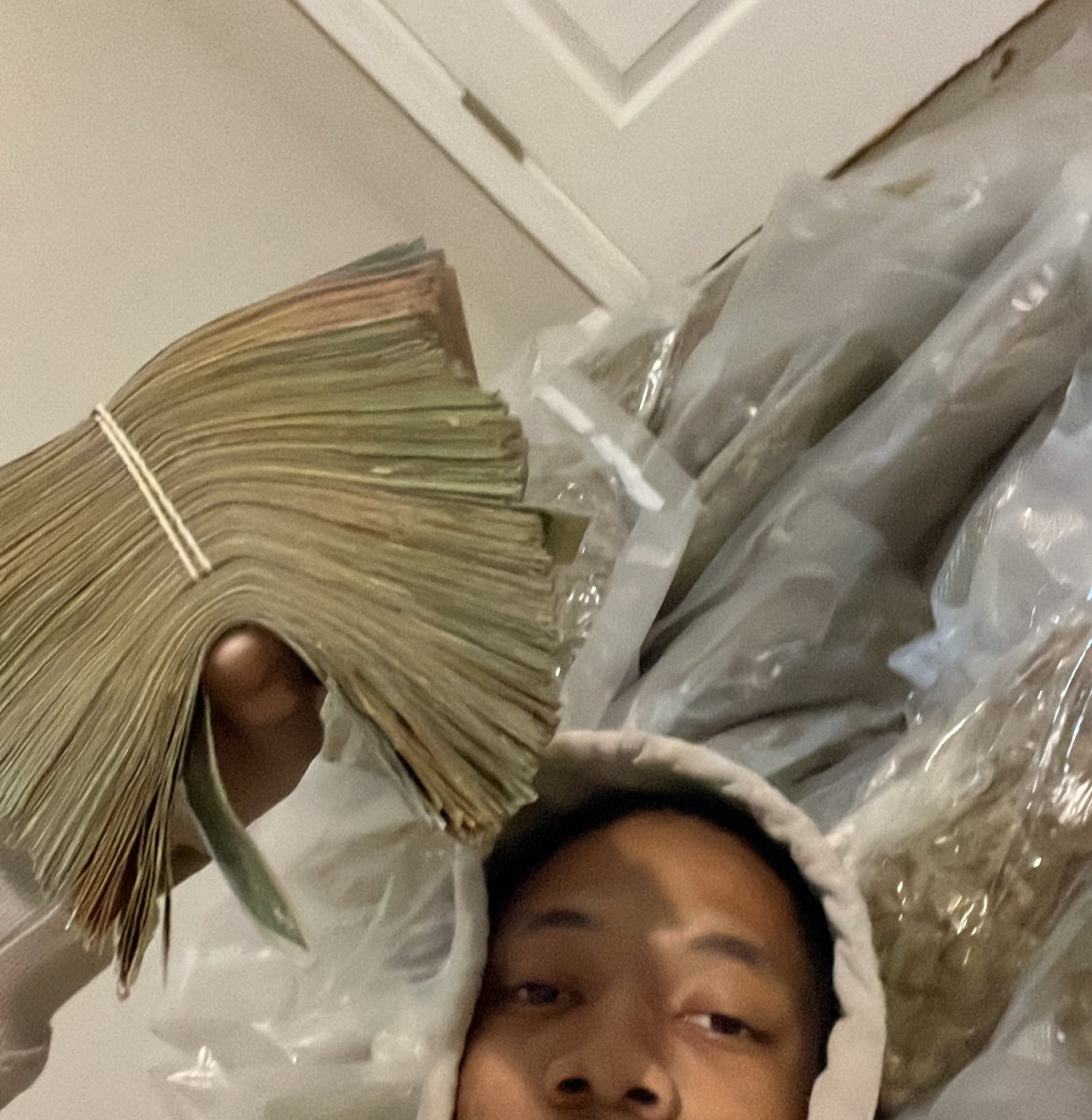 yungthrive's tweet photo. https://t.co/MAn6lOLPnf