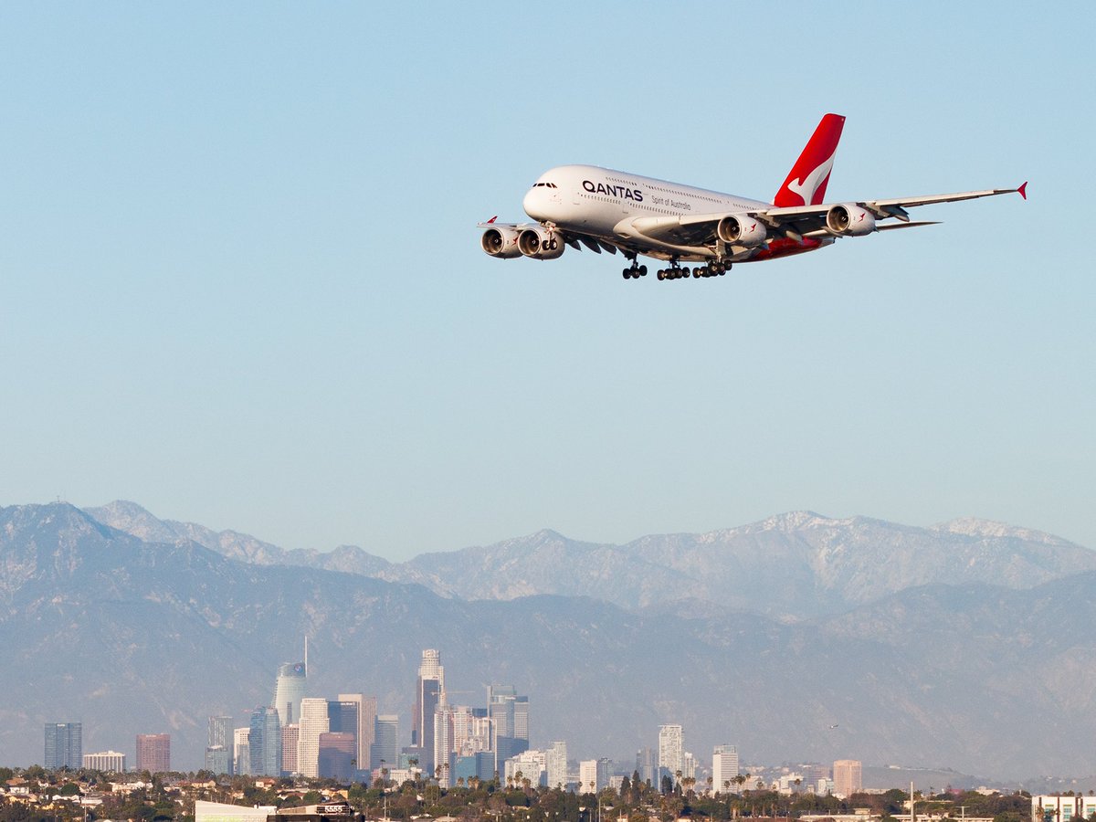 flyingpencilavi's tweet photo. Qantas beautiful whale back in LAX after the pandemic put a hiatus on a lot of airlines A380 operations. So happy to see these beautiful planes back in air instead of the desert. 
🐋🐋🐋 https://t.co/P6TX18E106