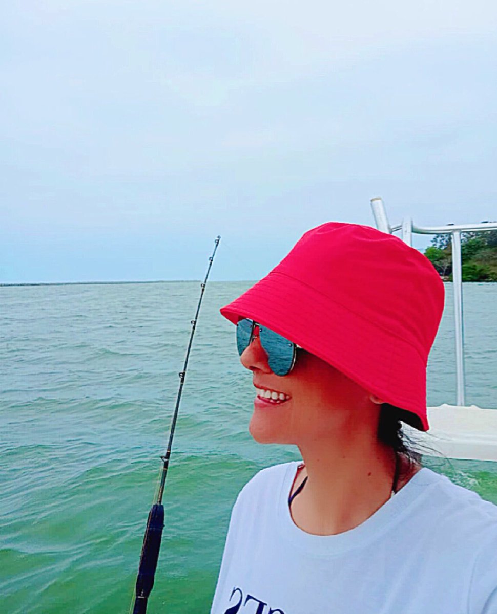 LETYdelCASTILLO's tweet photo. ☀️🎣 SS2022 https://t.co/7H4qyilkQd