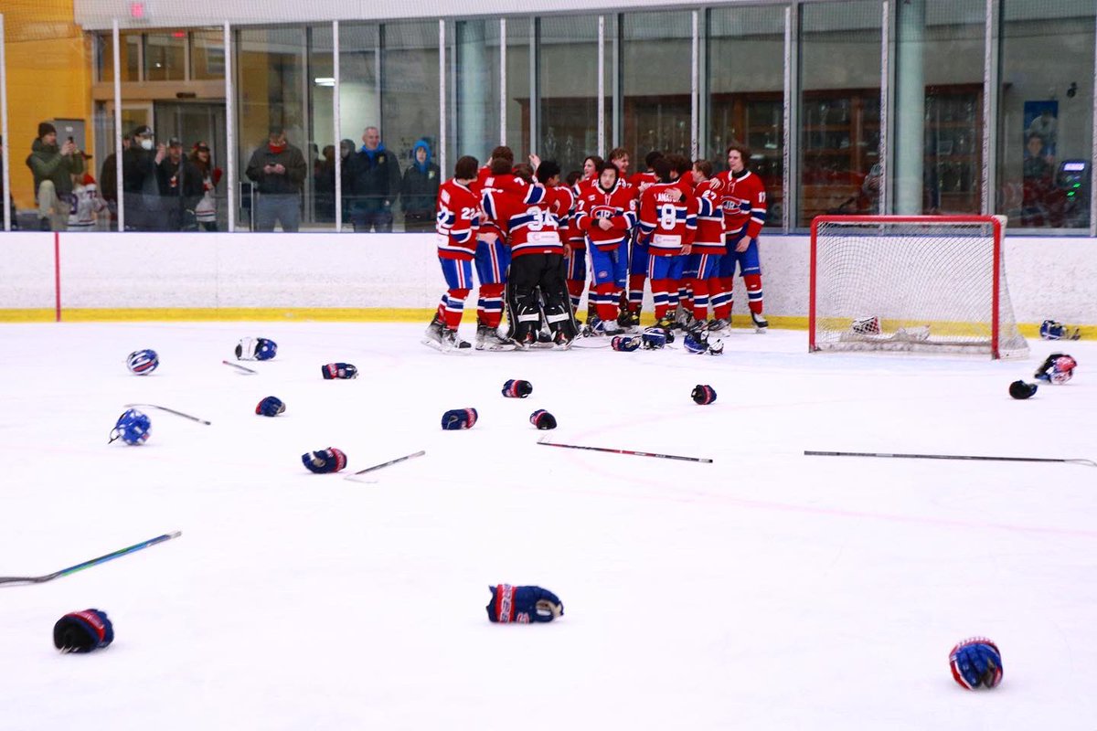 OHFHockey's tweet photo. That moment when you become Champs🏆

Congratulations to the Toronto Jr Canadiens who are the 2022 U15AAA All-Ontario Champions. 

📸: Samantha Koprowski

#championshipseason #ohfchamps #allontariochamps #komoka #u15aaahockey https://t.co/eDUiMRe4vI