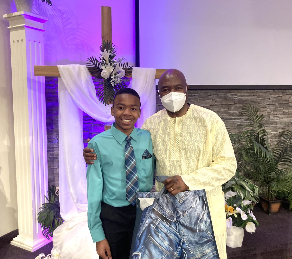 therealLJA's tweet photo. Today was absolutely beautiful💕 Celebrating 10 Baptisms on Resurrection Sunday! @EBCMeet #HeisRisen #NoDeadEnd https://t.co/T9ebms9S3T