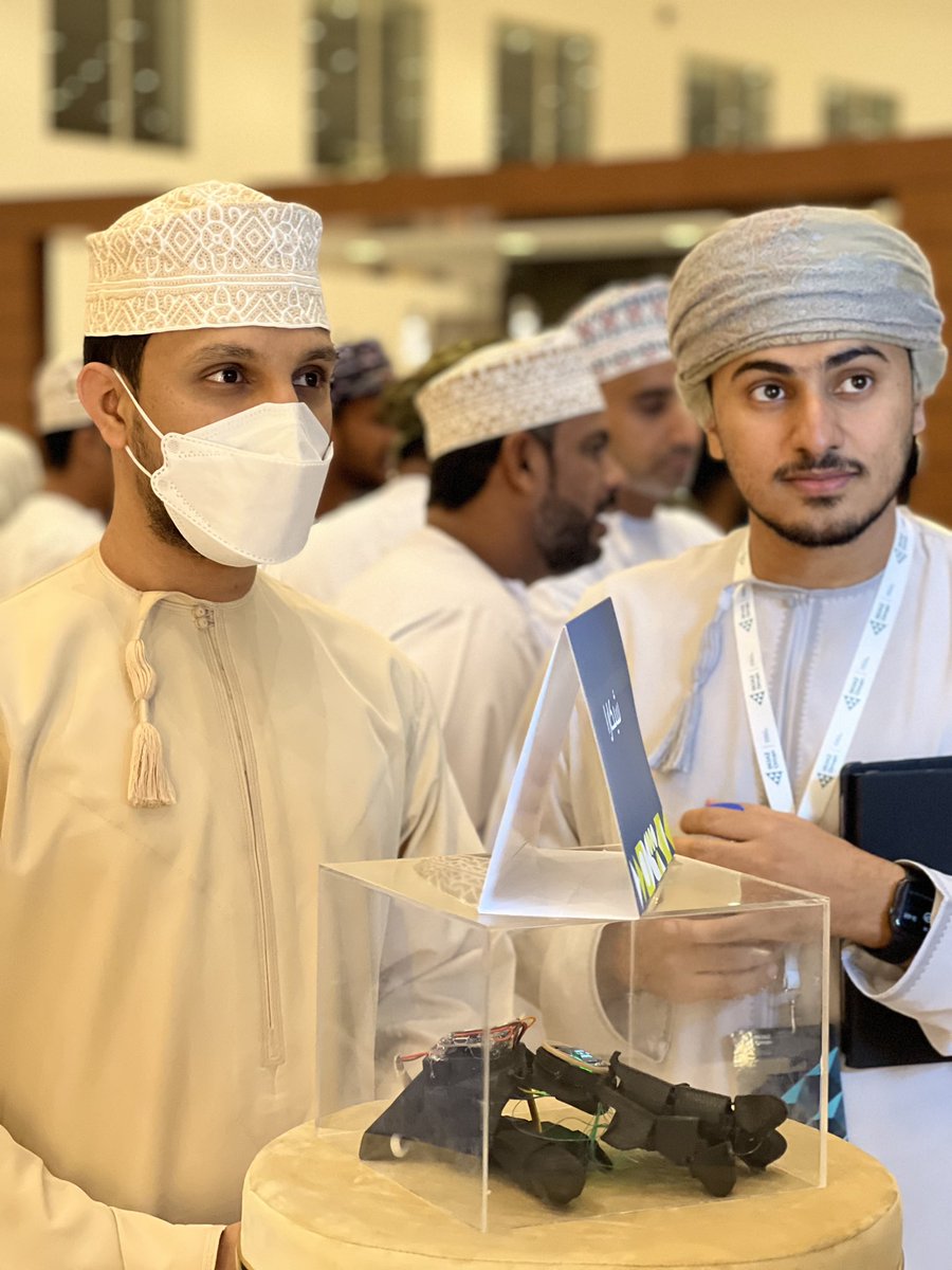 chikara_om's tweet photo. مقتطفات من اليوم الثالث لمعرض الشركات الطلابية 🌟.

@Injaz_Oman @EIC_UTAS 
#انجاز_عمان
#معرض_الشركات_الطلابية https://t.co/ftFVKrMUFO