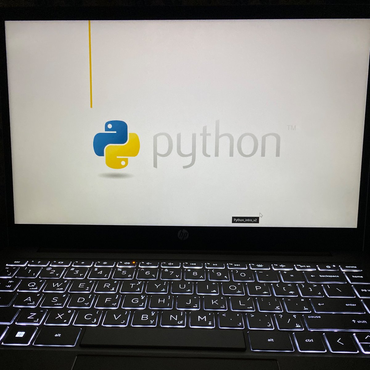 Cc_Uu13's tweet image. من اجمل الكورسات الي تقدمها منصة سطر للpython
الاستاذه متمكنه وشرحها واضح وتسلسل المعلومة يساعد المهتمين من فهم اللغة الكورسات مجاناً ورح احطها لكم بالترتيب تحت التغريدة 
واهم شيء الاستمرار والتدريب  ♥️