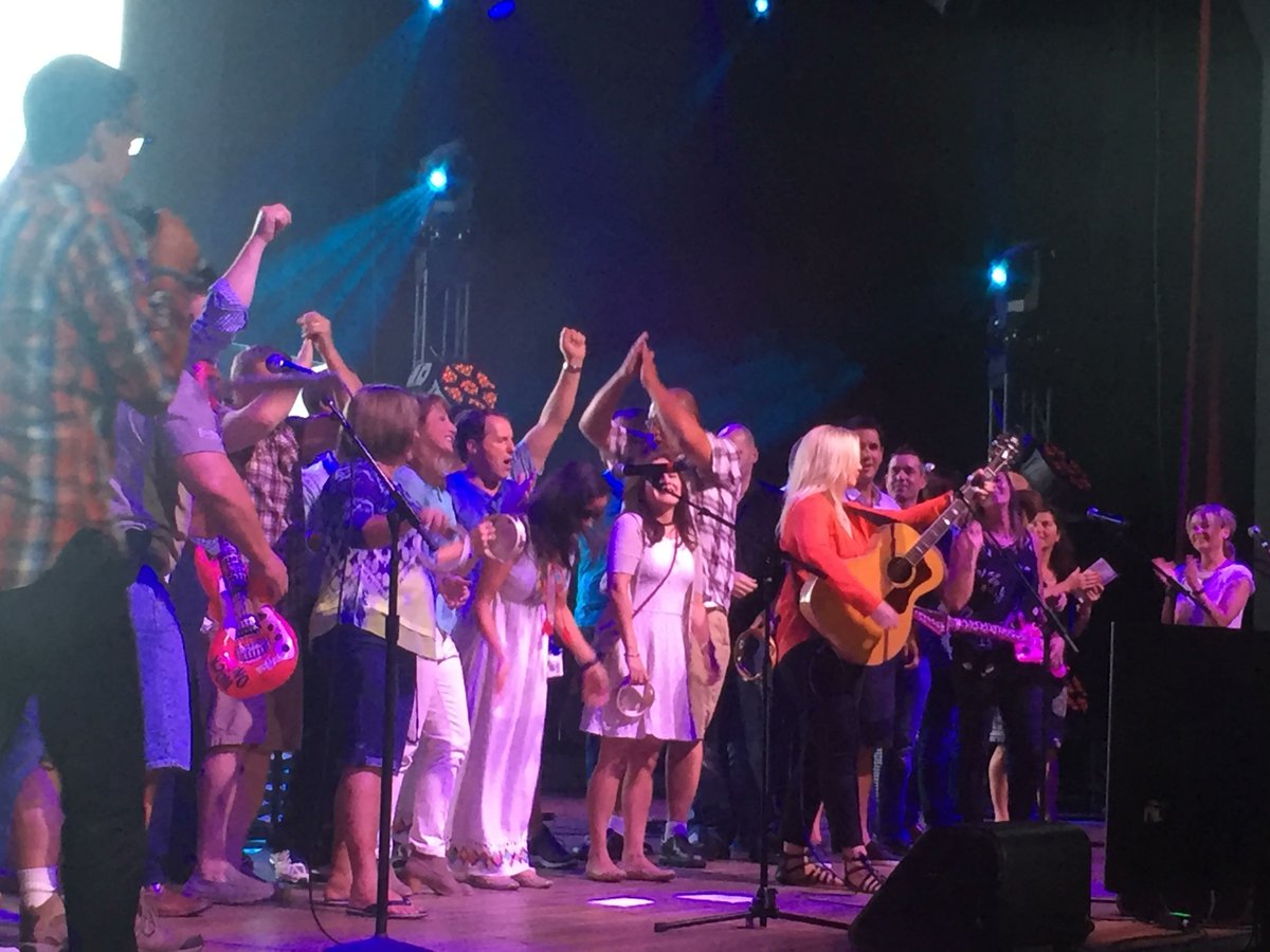 KidbillyMusic's tweet photo. It's always a party when you team build with Kidbilly! Team building is one of those things where most hear the phrase and roll their eyes...here we go again, another stuffy boring work function I wish I could skip out on... Not the case with us! #kidbillymusic #teambuilding https://t.co/TU6MrYQLas