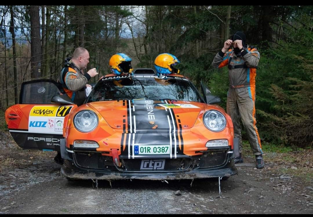 LubomirStauder's tweet photo. 40. Kowax Valašska Rally 2022 🇨🇿
Porsche 997 gt3
P. @Nese3l - J. Černoch
Pavelini rally team
#czechrally #rallymotorsport #porschecars #rally #rallye #Racing #Porsche #997gt3 #911gt3
#motorsport
@PorscheHellas @neun11er @El_Risson @PorscheRaces @simprez_tt @RallyoviSrdcari https://t.co/e93RaWmx5z