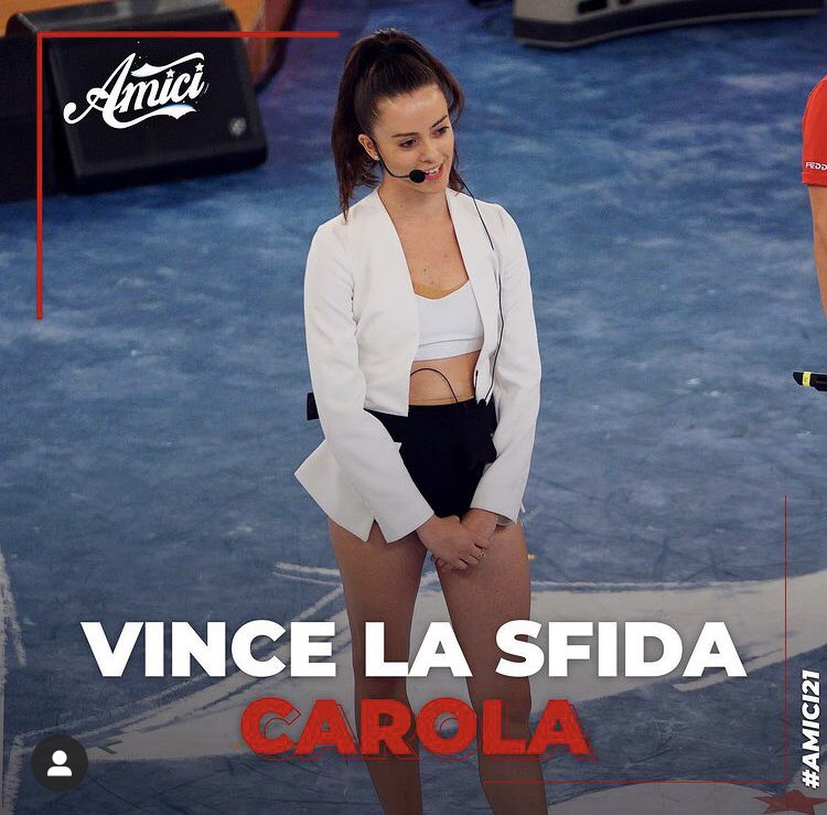dcate13's tweet photo. giudici volevo ricordarvi questo 🤡 #amici21 #carola #dario https://t.co/cOWiK5Rnis