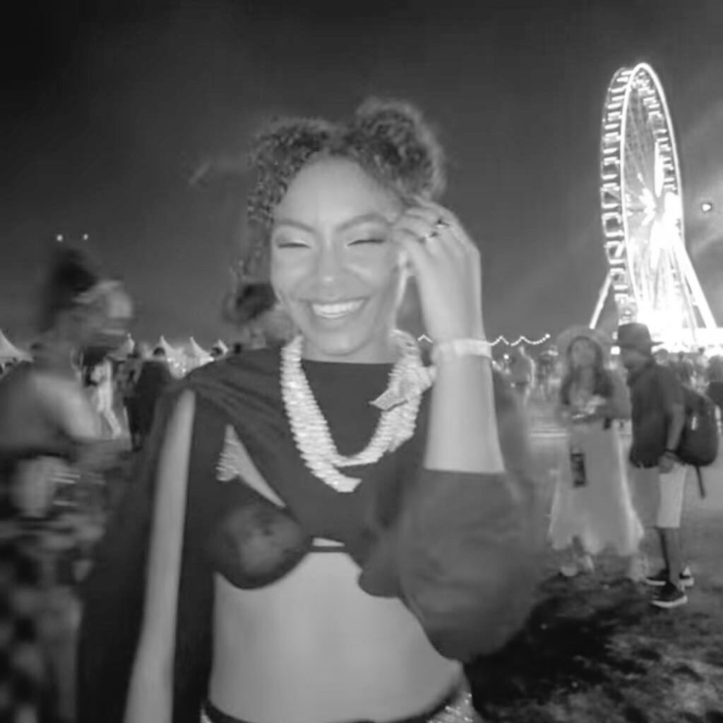 wordsforany's tweet photo. day 1 #ANYCHELLA × she is the moment https://t.co/A6VP1ASM6H