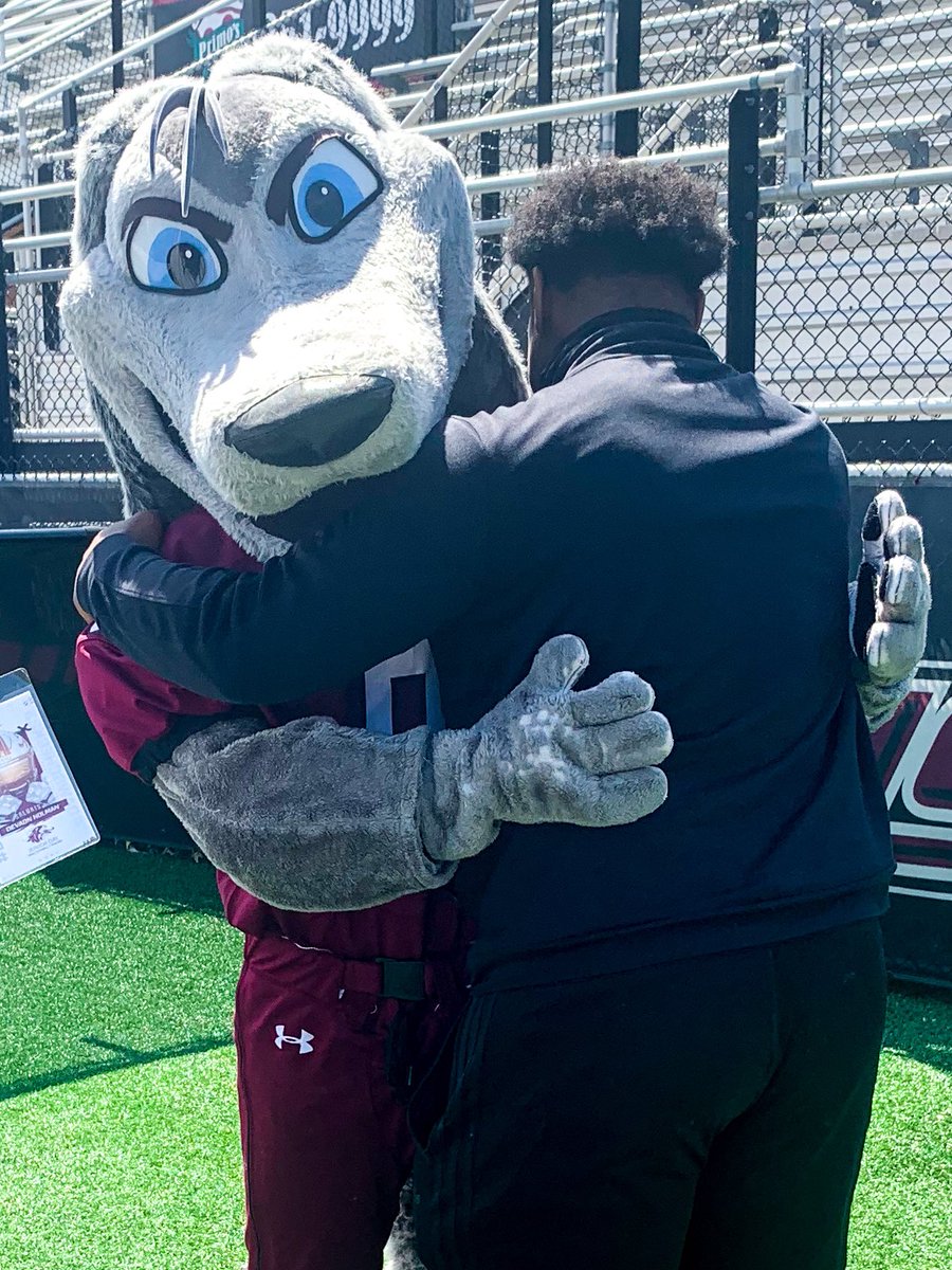 ChrisJordan2023's tweet photo. Thank you @SIU_Football for the Spring Game invite.  I really had a great time.  @17NickHill @CoachNGriffin @Coach_SBrown @SIU_DawgPound @mikekirschner1 @Bryan_Ault @IndianaPreps https://t.co/A53q8yeRfz