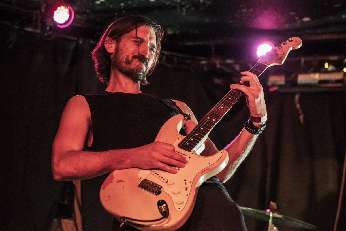 LucidMovement's tweet photo. Big thank you to everybody who came out to rock with us Friday at @thesneakydees! Thanks again to @AMinor_Presents for supporting live music &amp; having us! Photo Credit: Dylan Weller https://t.co/mtFRzcLRQI