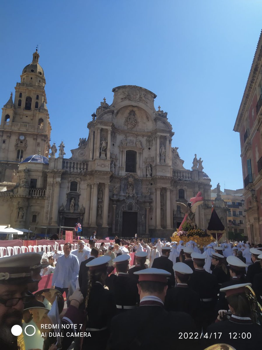 PasiondeCris's tweet photo. Esta mañana hemos acompañado orgullosos ha la Real Y Muy Ilustre Archicofradia Jesucristo Resucitado de Murcia. https://t.co/RlkU7xeZLQ