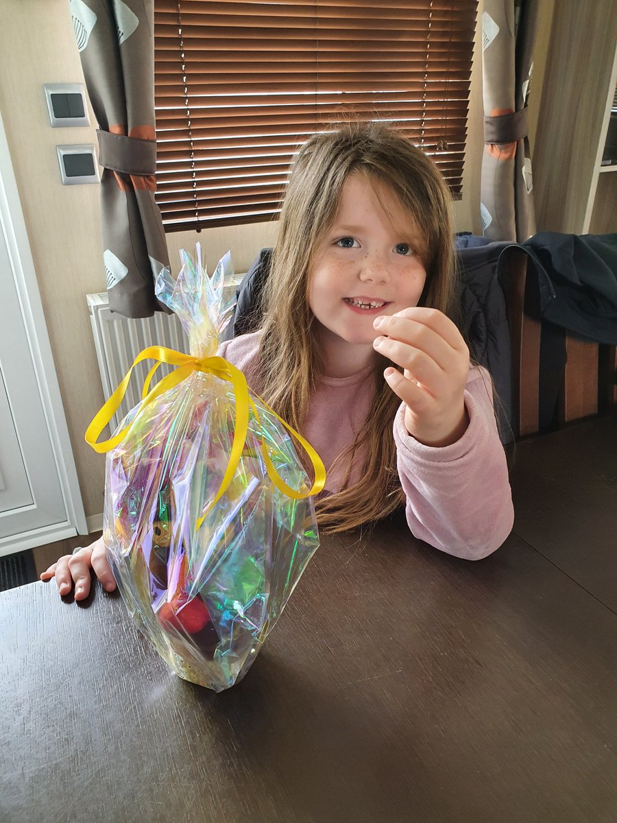 stephenbenn46's tweet image. Fabulous wee Easter holidays with ma wee pal #HappyEaster #nannaandpappatime 😀