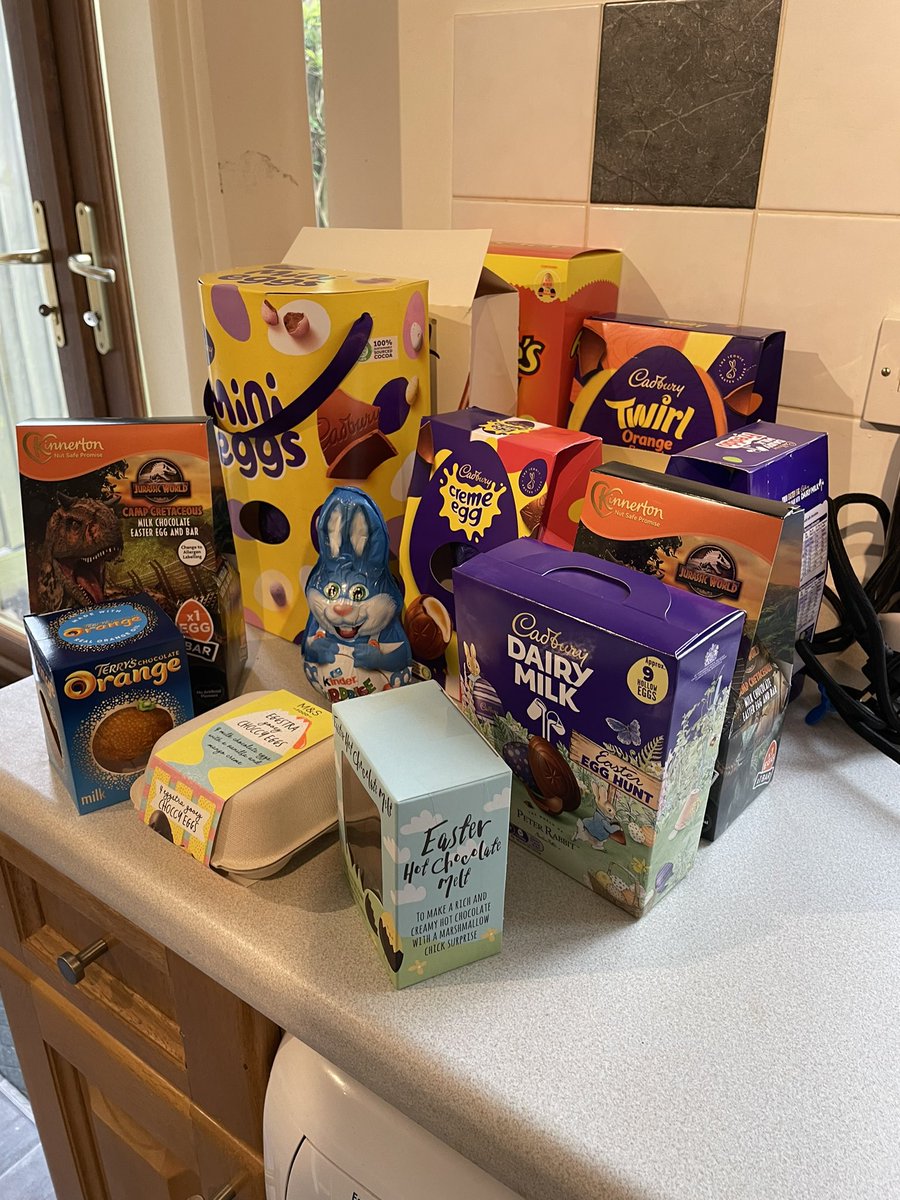 Elturner's tweet photo. Quite the haul! Happy Easter everyone! https://t.co/zvogmnaTRW