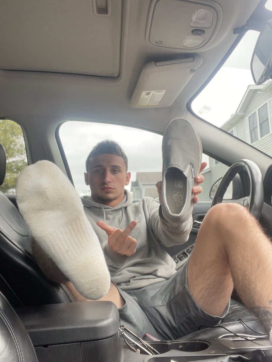 kingfetty20's tweet photo. Pov your in my passenger seat worshipping me for Easter🤴🏻 
#findom
@PromoRTpig @rt_slave_ma @rt_feet @RT4Masters @master_updates @CockyStr8boyz @BestFootMasters @MasterJockPromo @RT4Kings @varsityjox @FOOTMASTERSRT @rt4dom @rtfootmaster @mad4muscle https://t.co/mkht6KSuJ9