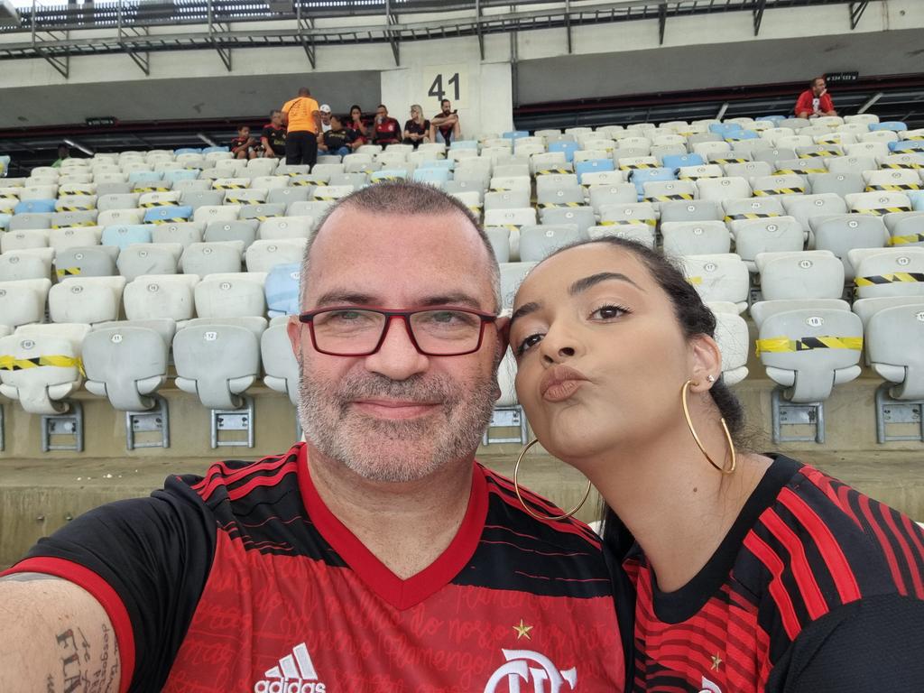 Sempre juntos na <a href="/Pilastra41/">Pilastra 41</a>